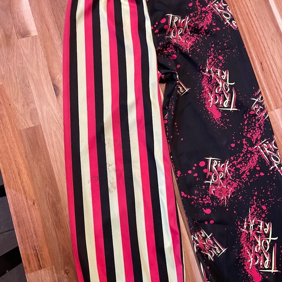 Glow in the Dark Scary Clown Costume Child small (6-8) - Picture 6 of 7